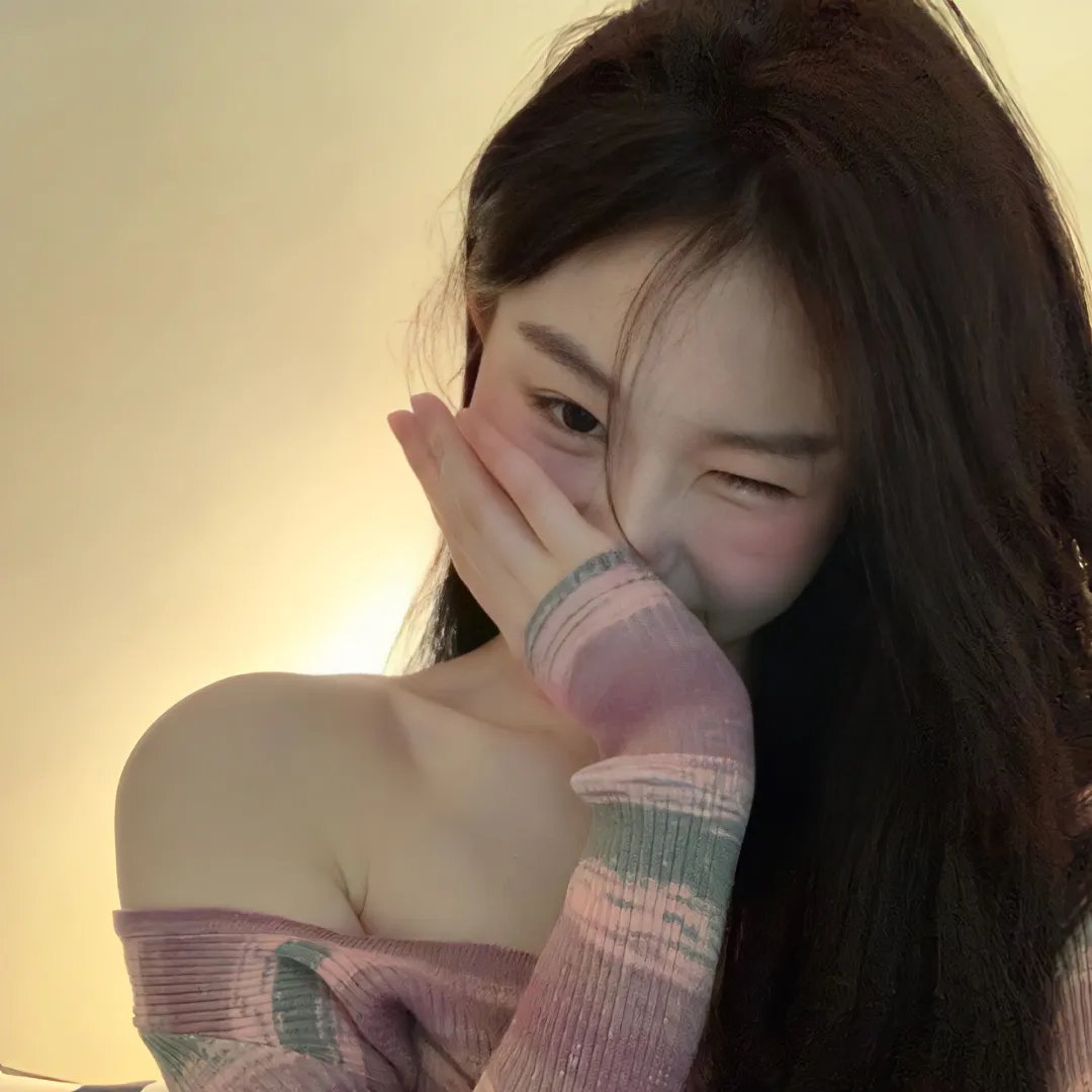 坠楼后我成了她